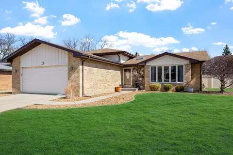 17107 Inverness Dr, Tinley Park, IL 60487