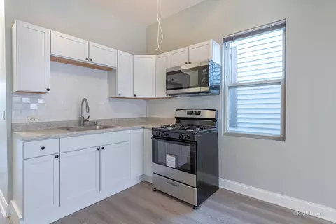 4454 S Shields Ave, Chicago, IL 60609 photo 9