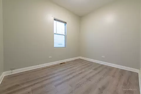 4454 S Shields Ave, Chicago, IL 60609 photo 10