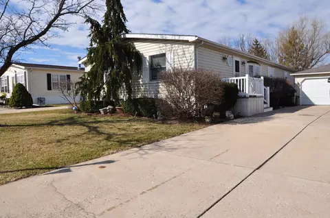 22942 S Big Run Dr, Frankfort, IL 60423