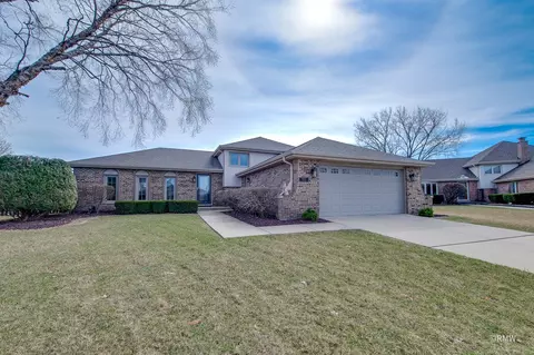 16737 Tudor Ln, Tinley Park, IL 60477