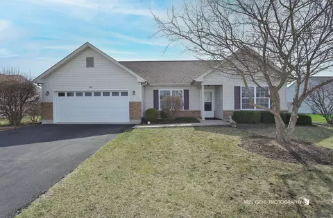 808 Madison Ave, Mchenry, IL 60050