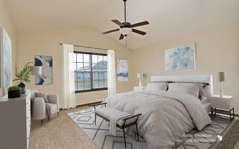 Bedroom - 808 Madison Ave, Mchenry, IL 60050 photo 1 of 3