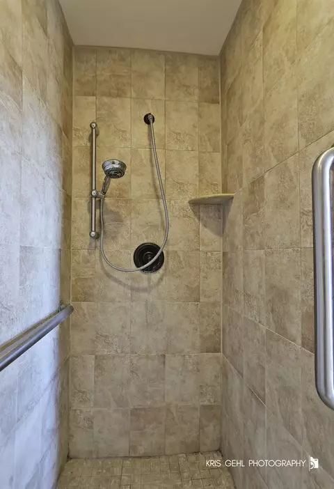 Bath - 808 Madison Ave, Mchenry, IL 60050 photo 2 of 3