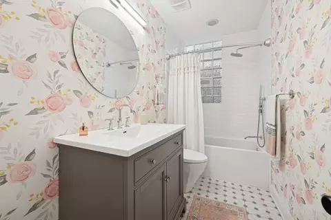 1329 E 50th St, Chicago, IL 60615 photo 20