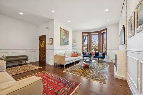 1329 E 50th St, Chicago, IL 60615 photo 3