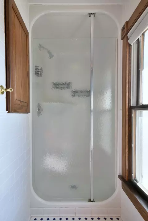 Bath - 310 N Elm St, Itasca, IL 60143 photo 3 of 7