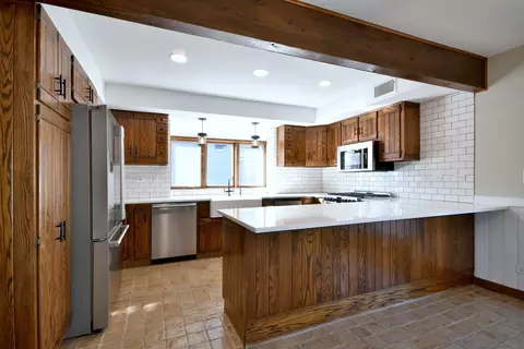 Kitchen - 310 N Elm St, Itasca, IL 60143 photo 3 of 5