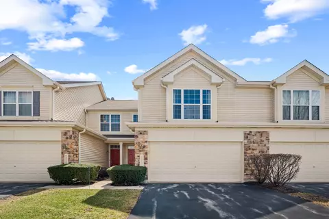 2366 Georgetown Cir, Aurora, IL 60503