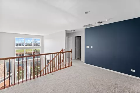 Entry Way - 2366 Georgetown Cir, Aurora, IL 60503 photo 3 of 3