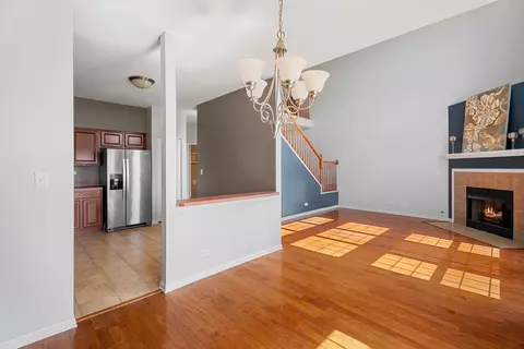 Living - 2366 Georgetown Cir, Aurora, IL 60503 photo 4 of 4