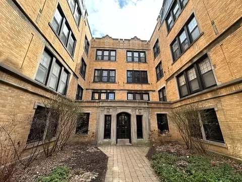 6969 N Wolcott Ave #D1, Chicago, IL 60626
