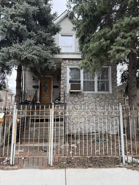 3809 N Kimball Ave, Chicago, IL 60618