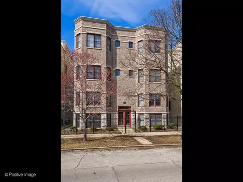 2750 N Wolcott Ave #3N, Chicago, IL 60614