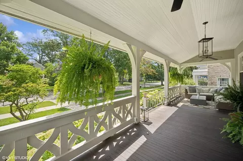 714 Central Ave, Wilmette, IL 60091 photo 3