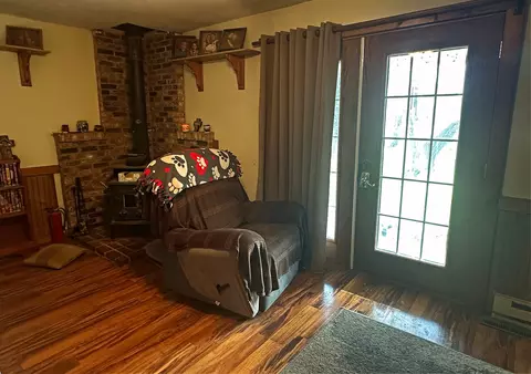 612 S Main St, Long Point, IL 61333 photo 5