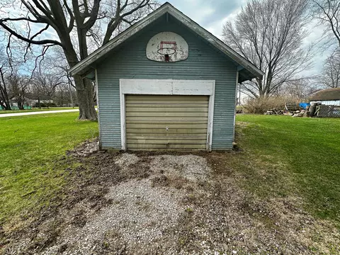 612 S Main St, Long Point, IL 61333 photo 19