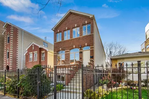 1421 W Erie St, Chicago, IL 60642