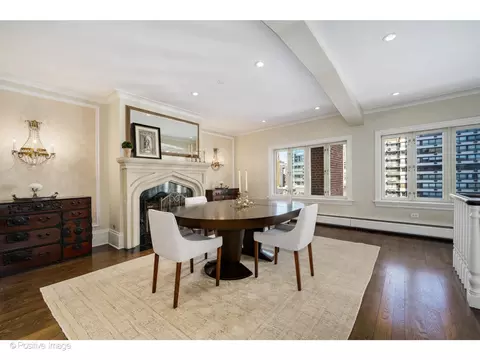Dining - 33 E Bellevue Pl #PH-W7, Chicago, IL 60611 photo 2 of 2
