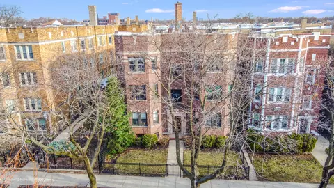 2048 W Fargo Ave #2W, Chicago, IL 60645