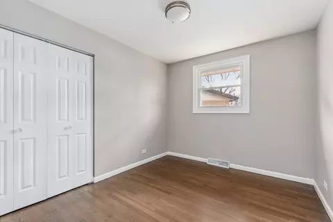 Bedroom - 17111 Elm Dr, Hazel Crest, IL 60429 photo 2 of 3