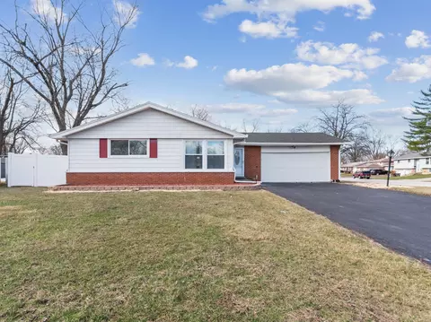 17111 Elm Dr, Hazel Crest, IL 60429