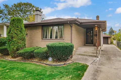 3455 E 170th St, Lansing, IL 60438