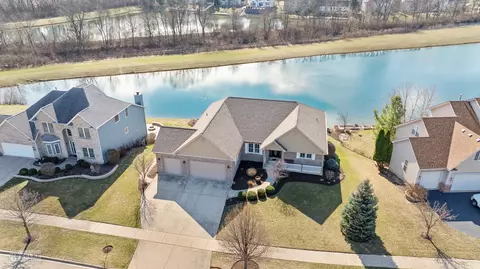 388 Poplar Dr, Yorkville, IL 60560