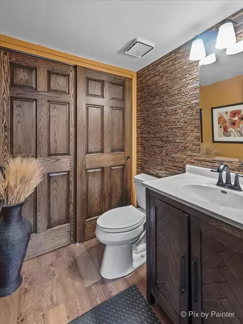 410 Harvard Ln, Bartlett, IL 60103 photo 13