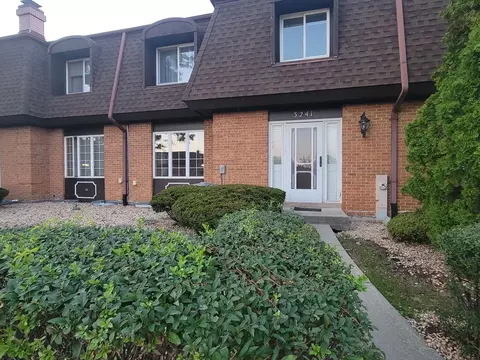 3241 Chestnut Dr, Flossmoor, IL 60422
