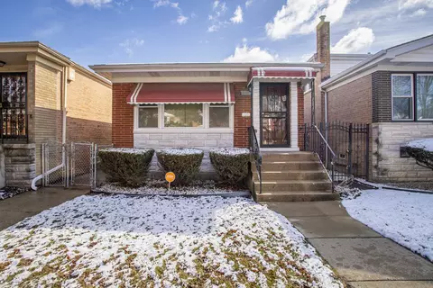 8121 S Wentworth Ave, Chicago, IL 60620