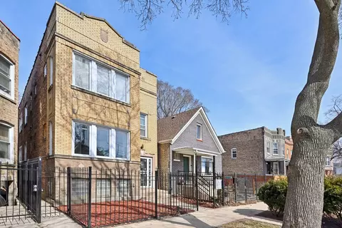 3248 W Huron St, Chicago, IL 60624