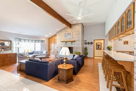 1205 174th St, East Hazel Crest, IL 60429 photo 6