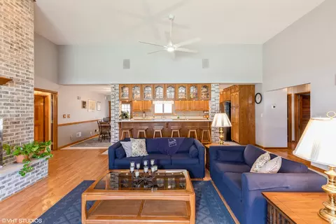 1205 174th St, East Hazel Crest, IL 60429 photo 7