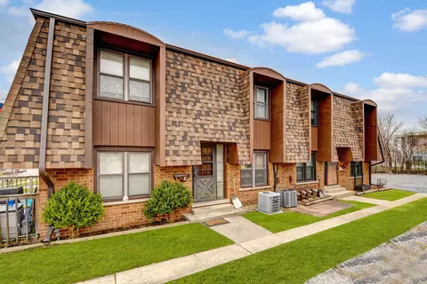 12760 S Kenneth Ave #B, Alsip, IL 60803