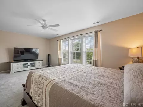 Bedroom - 1114 Bromley Ct, Aurora, IL 60502 photo 3 of 6