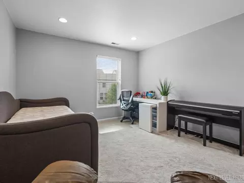 Bedroom - 1114 Bromley Ct, Aurora, IL 60502 photo 5 of 6