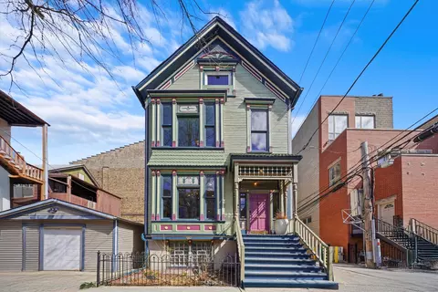 2779 N Kenmore Ave, Chicago, IL 60614