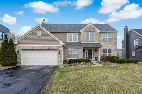 3032 Handley Dr, Lisle, IL 60532