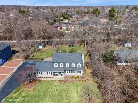 817 Plamondon Rd, Wheaton, IL 60189 photo 29