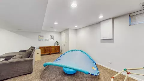 817 Plamondon Rd, Wheaton, IL 60189 photo 23
