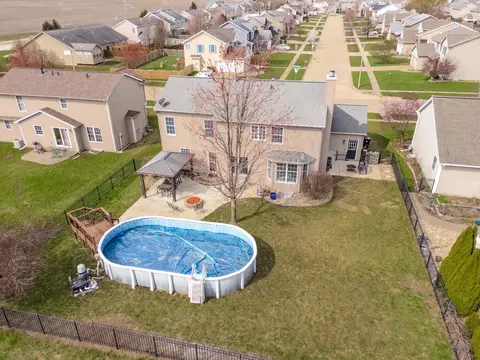 1056 Meadow Lark Dr, Normal, IL 61761 photo 9