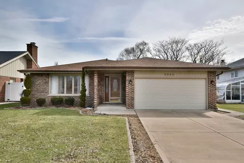 9945 Mayfield Ave, Oak Lawn, IL 60453