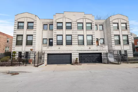 1140 E 44th St, Chicago, IL 60653