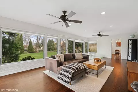 Living - 60 Park Ln, Golf, IL 60029 photo 2 of 6
