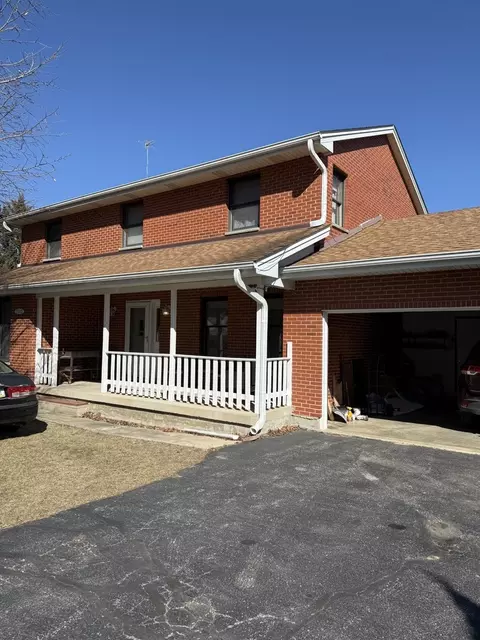 2518 N Freedom Dr, Mchenry, IL 60050
