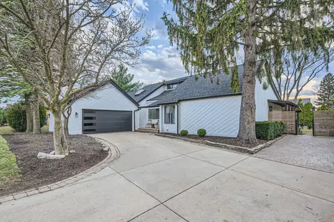 1 S702 School St, Lombard, IL 60148