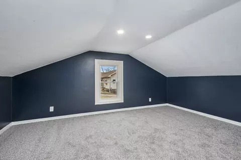 137 S 3rd St, Elburn, IL 60119 photo 10