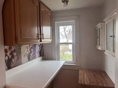 229 E State St, Paxton, IL 60957 photo 7