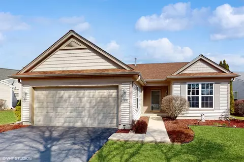 12392 Rolling Meadows Ln, Huntley, IL 60142